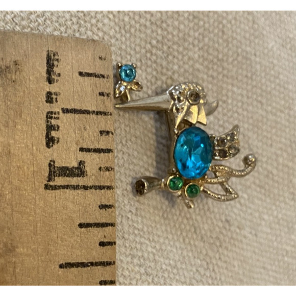 Vintage 1 inch Jeweled Bird Brooch Pin Belly Jeweled Gold Tone Brooch Pin - Picture 6 of 6
